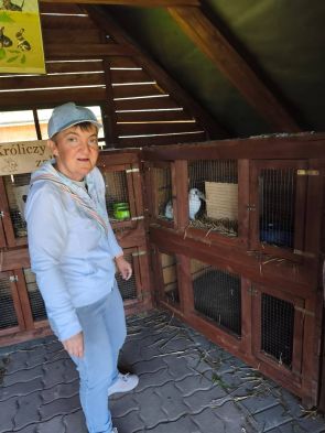 podczas wycieczki do skansenu