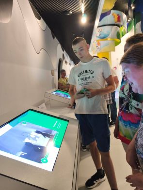 podopieczny w studio